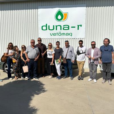 Photo 6005797253152883364 W