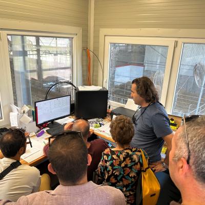 Photo 6005797253152883379 W